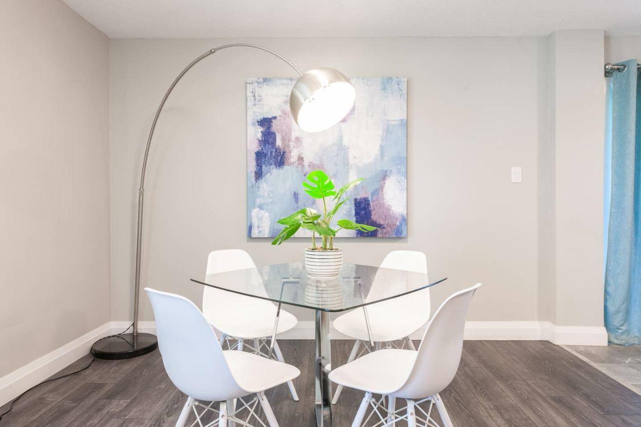Entire 2 Bedroom Apartment Uptown Waterloo - E2 Eksteriør bilde