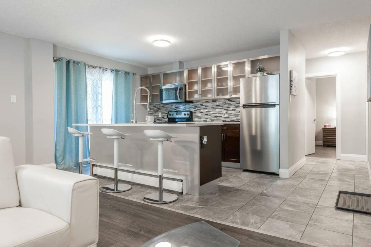 Entire 2 Bedroom Apartment Uptown Waterloo - E2 Eksteriør bilde