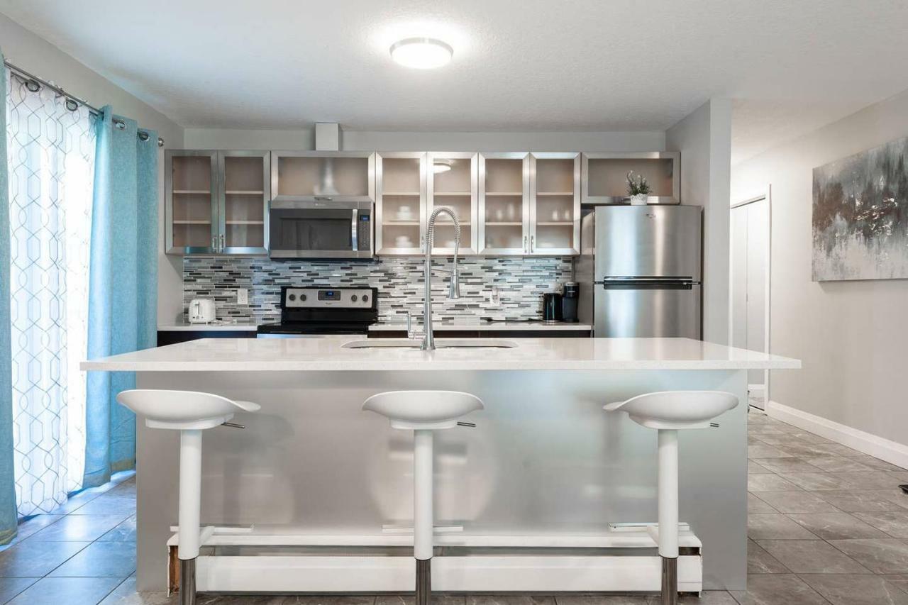 Entire 2 Bedroom Apartment Uptown Waterloo - E2 Eksteriør bilde