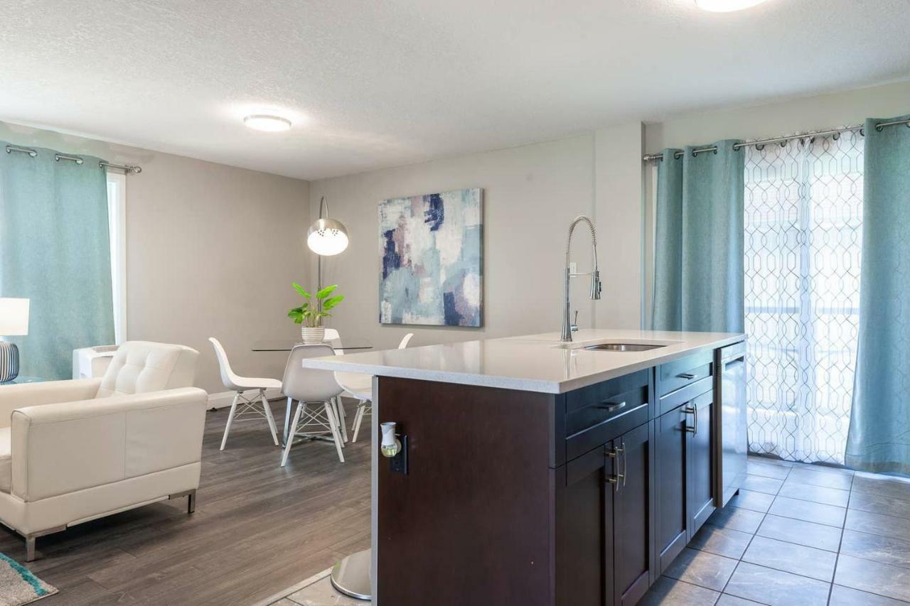 Entire 2 Bedroom Apartment Uptown Waterloo - E2 Eksteriør bilde